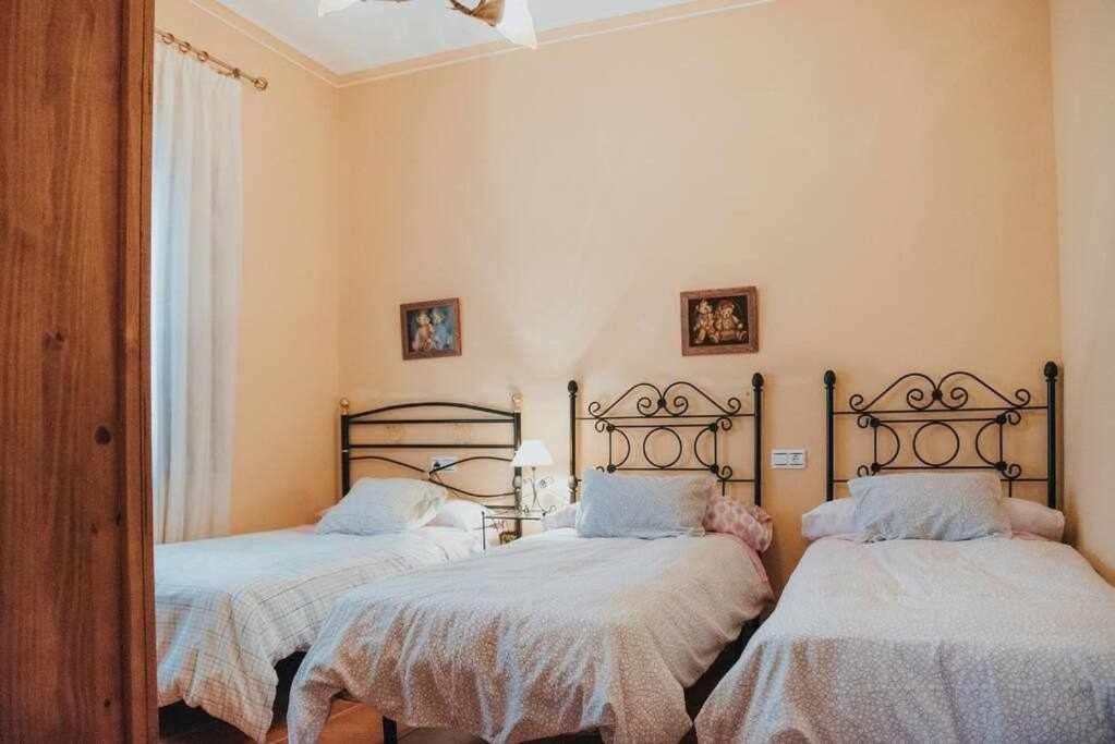 Casa Rural Con Jacuzzi, Sauna, Barbacoa Y Barra Cabeza la Vaca Ngoại thất bức ảnh